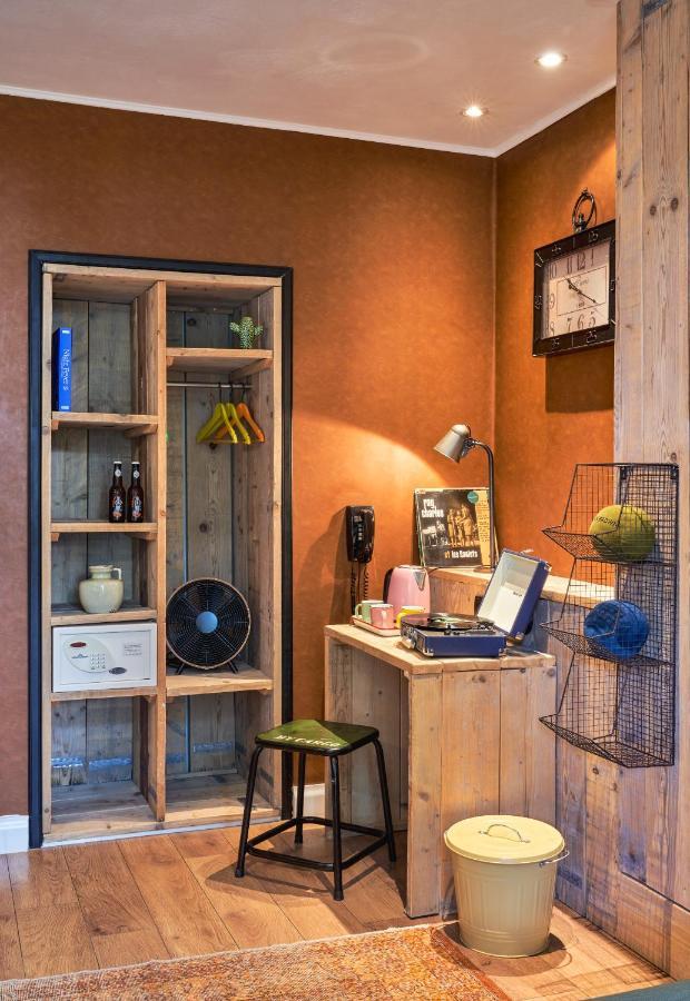 Besonders großes Zimmer