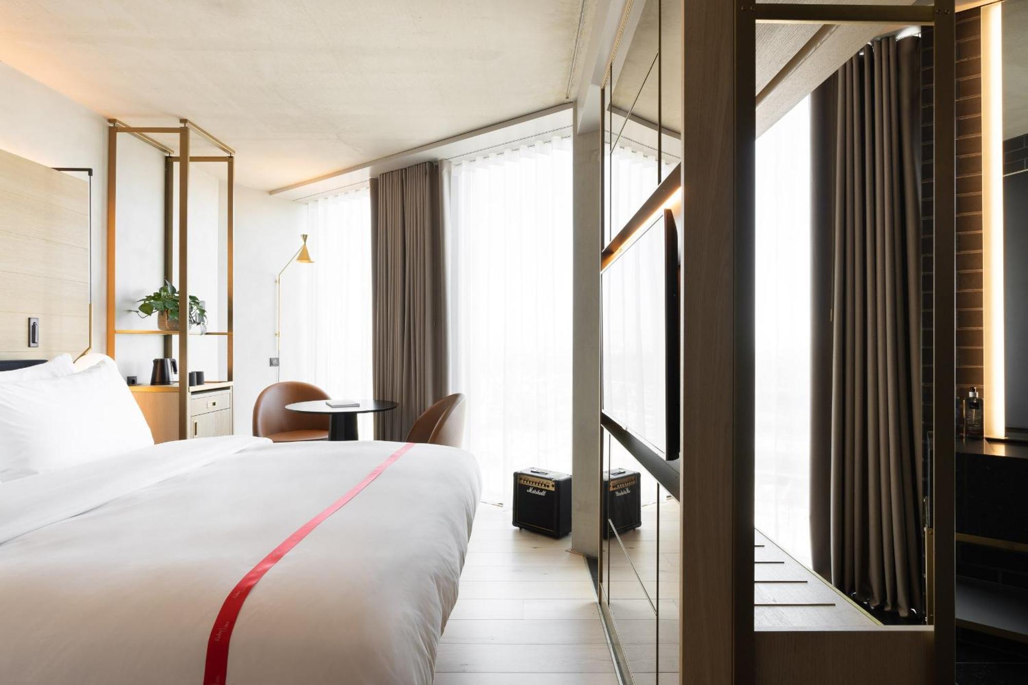 Wow Accessible Room