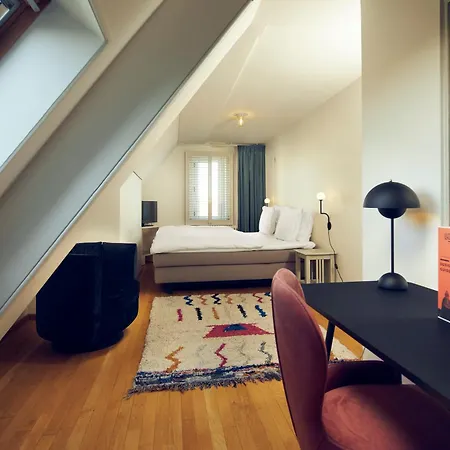 Lloyd Hotel-3